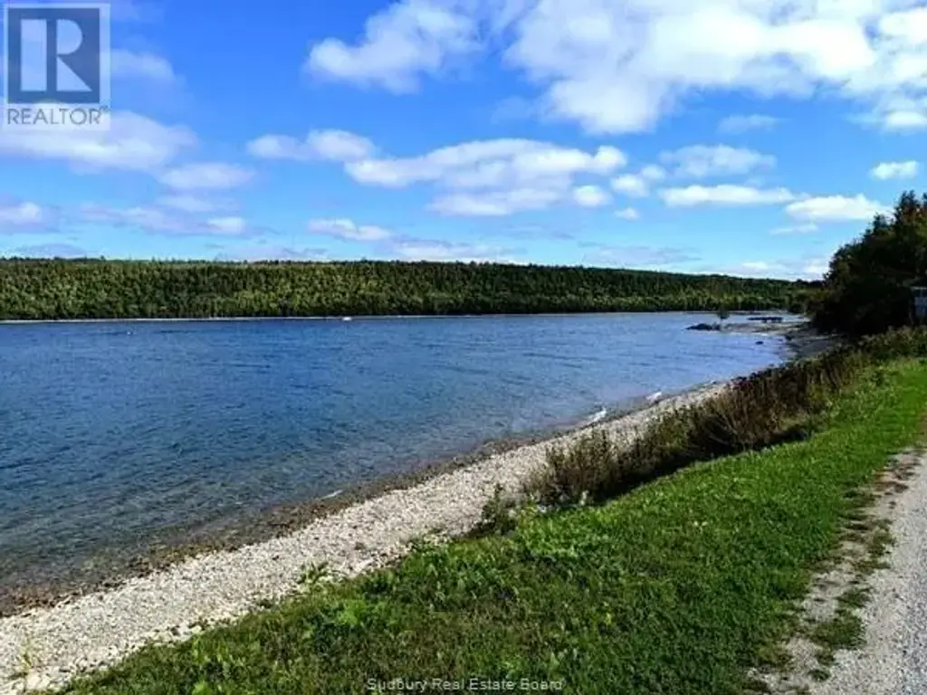 99 Lighthouse Road, Gore Bay